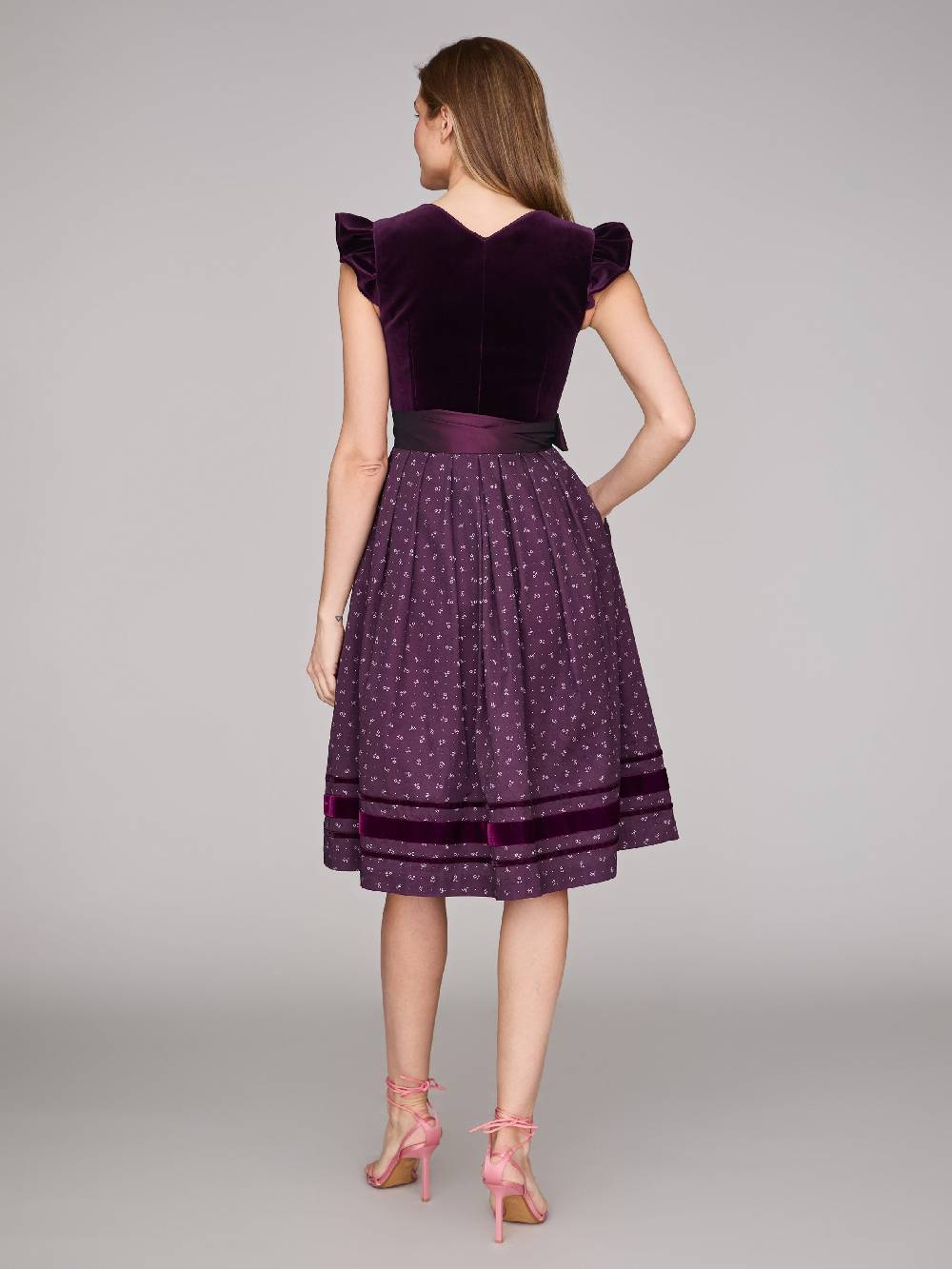Limberry Samtdirndl in Aubergine mit abknöpfbarem Arm - MELISSA AUBERGINE VIP-Rabatte