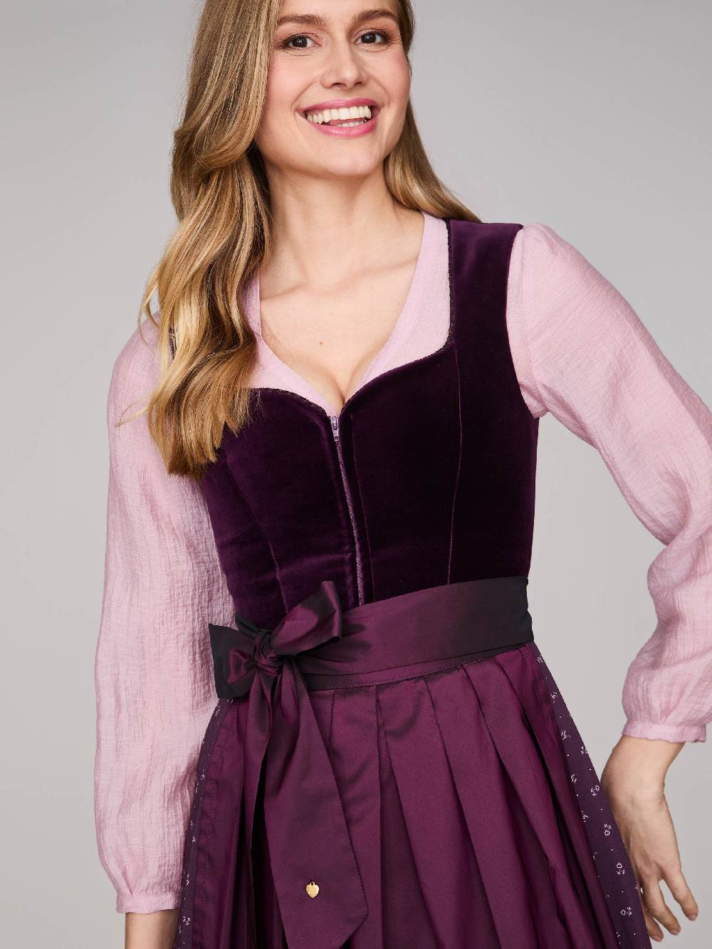 Limberry Samtdirndl in Aubergine mit abknöpfbarem Arm - MELISSA AUBERGINE VIP-Rabatte