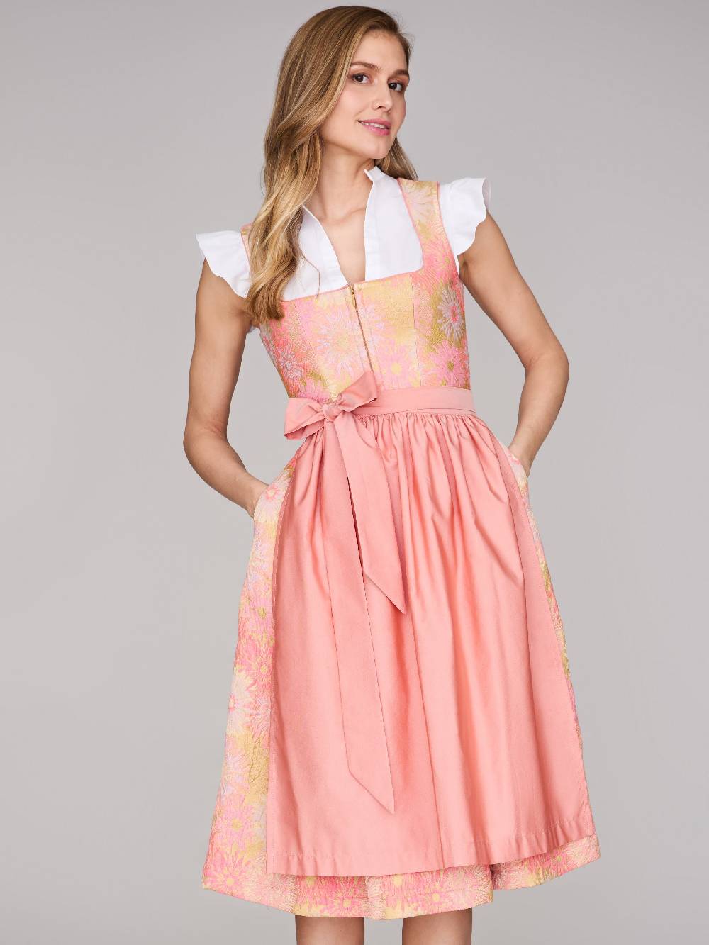 Limberry Rosa-farbenes Dirndl mit Blumenmuster - DAHLIA CORAL ALMOND Vierteljährliche Förderung