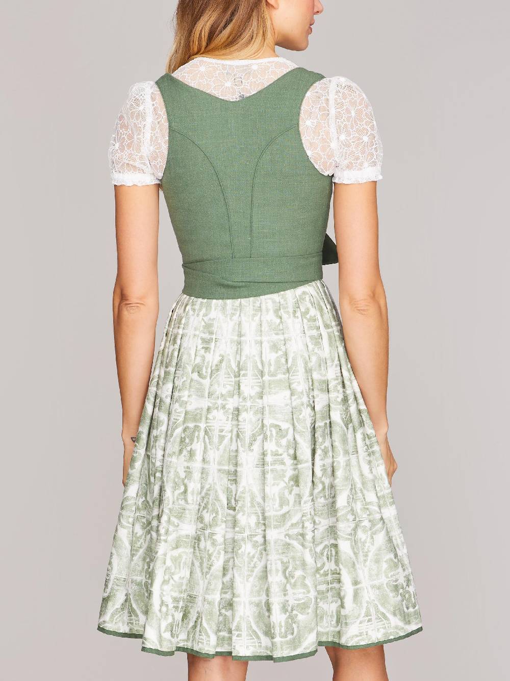 Limberry Grünes Dirndl mit Knöpfen - CAROLINE Nur noch ein Tag übrig