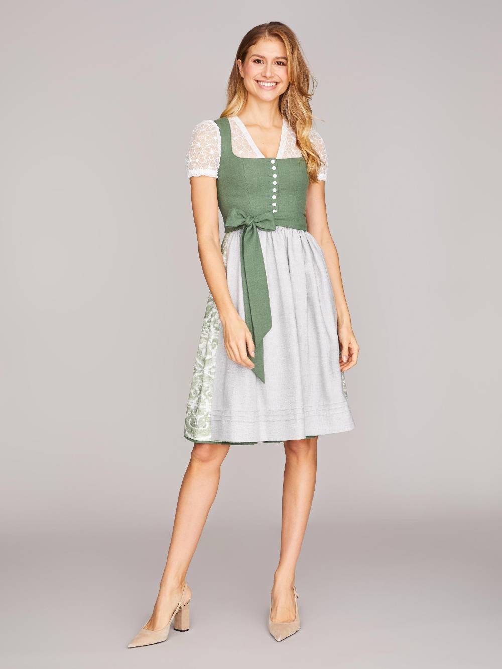 Limberry Grünes Dirndl mit Knöpfen - CAROLINE Nur noch ein Tag übrig