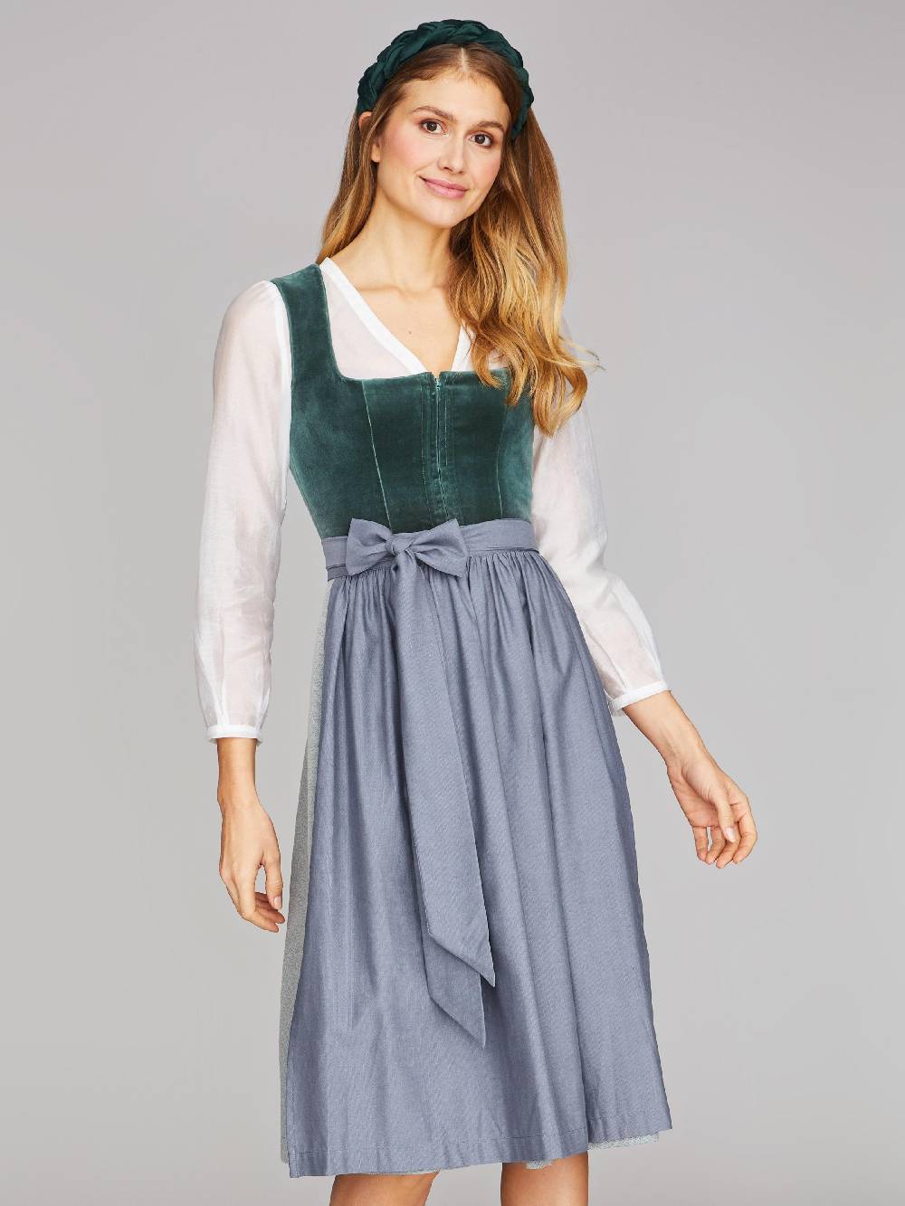 Limberry Dirndl mit Samt-Mieder in Eucalyptus - DELILAH EUCALYPTUS Versandkostenfrei