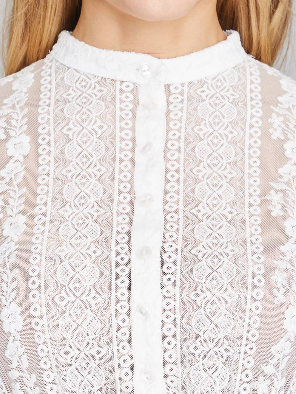 Limberry Hochgeschlossene Dirndlbluse aus Lochspitze - ROMINA Osterangebot