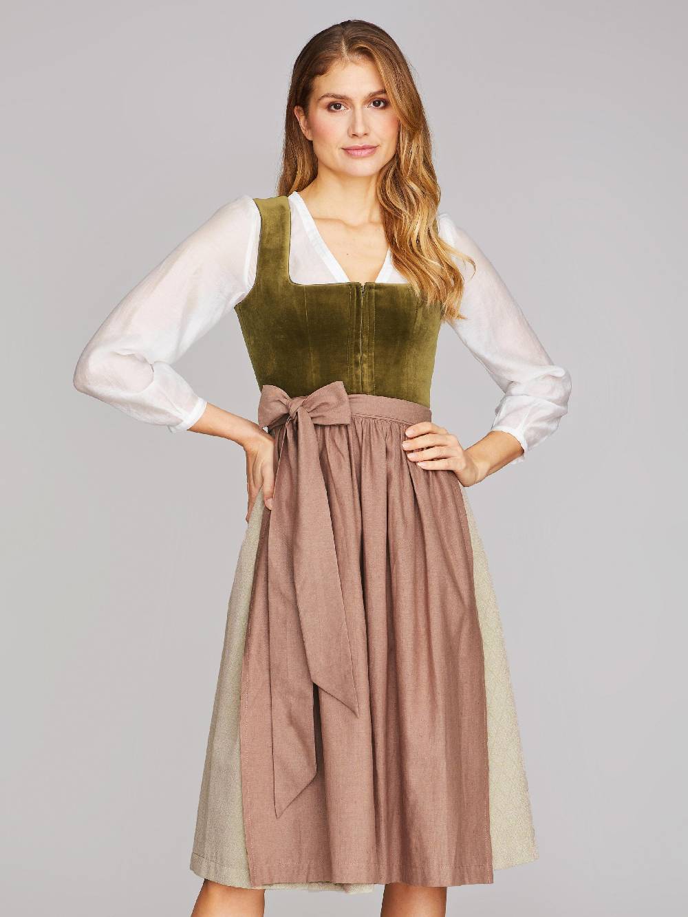 Limberry Olivgrünes Dirndl mit Samt-Mieder - DELILAH OLIVE Kauf eins, bekomm eins gratis