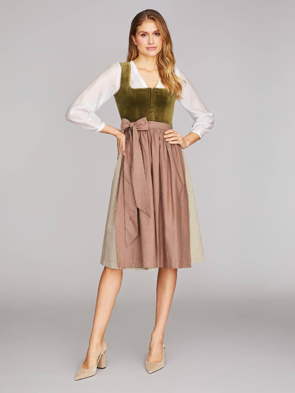 Limberry Olivgrünes Dirndl mit Samt-Mieder - DELILAH OLIVE Kauf eins, bekomm eins gratis