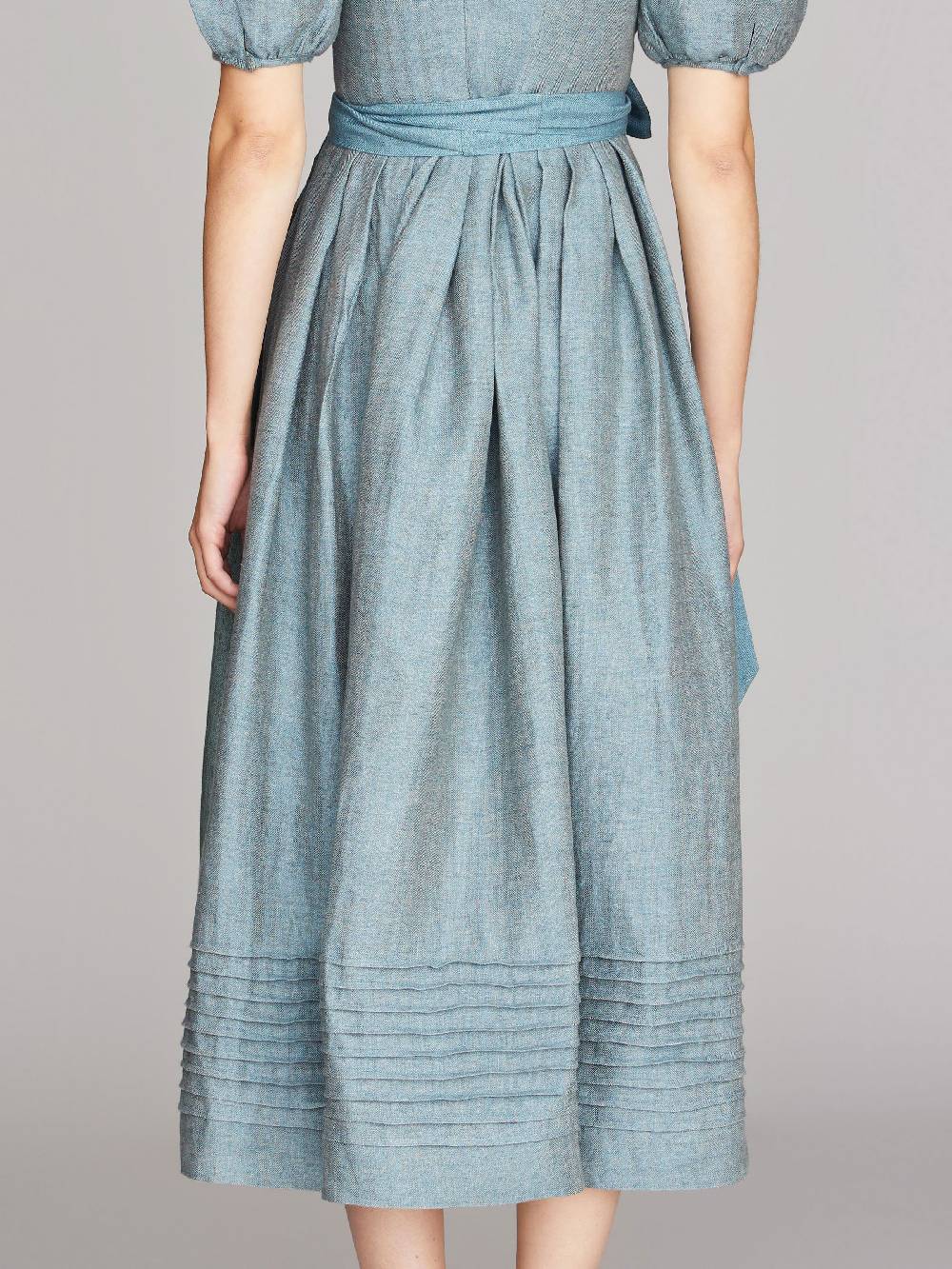 Limberry Blaues Dirndl mit Ärmeln - LINA ARONA BLUE VIP-Rabatte