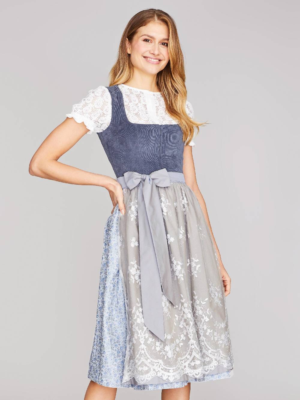 Limberry Indigo-Blaues Dirndl mit Cord-Mieder - CAMILLE INDIGO SKY Kostenlose Rückgabe