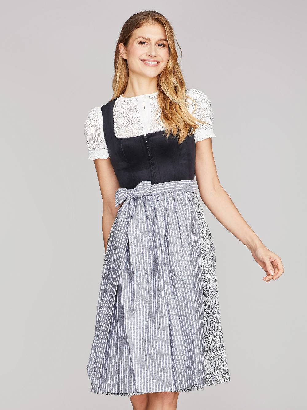 Limberry Schwarzes Dirndl mit Samt-Mieder - KIRA MONACO Limitierter Zeitrabatt