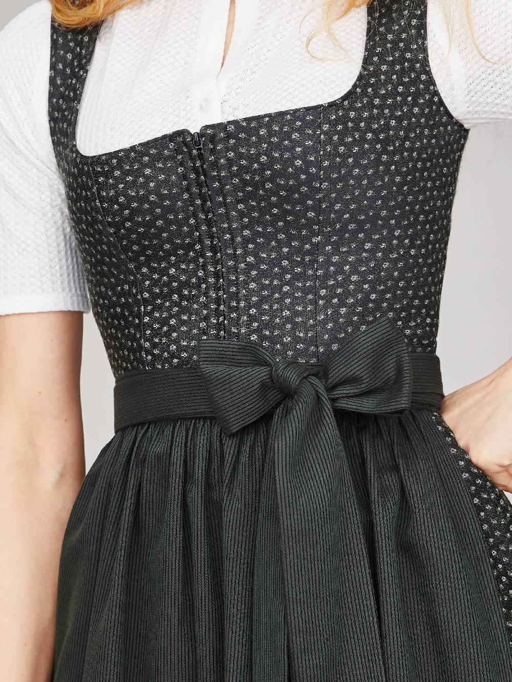 Limberry Geblümtes schwarzes Dirndl - JEZEBEL SMOKY BLACK Lagerräumung