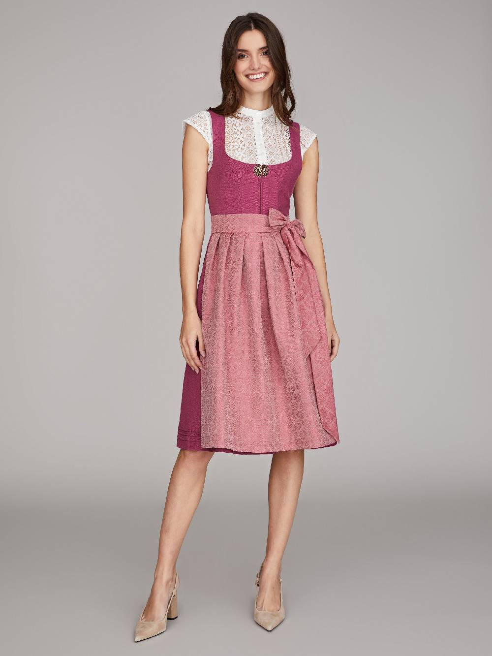 Limberry Beerenfarbenes Dirndl mit goldener Zierschnalle - PALOMA BEERE Letzter Tag
