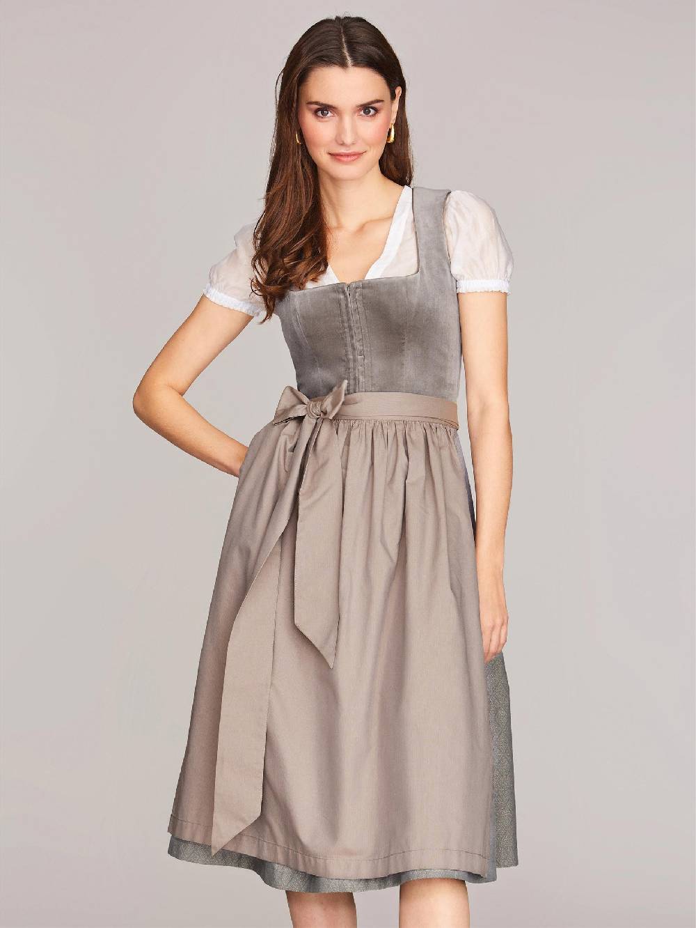 Limberry Graues Dirndl mit Samt-Mieder - DELILAH SKYLIGHT GREY Günstig kaufen