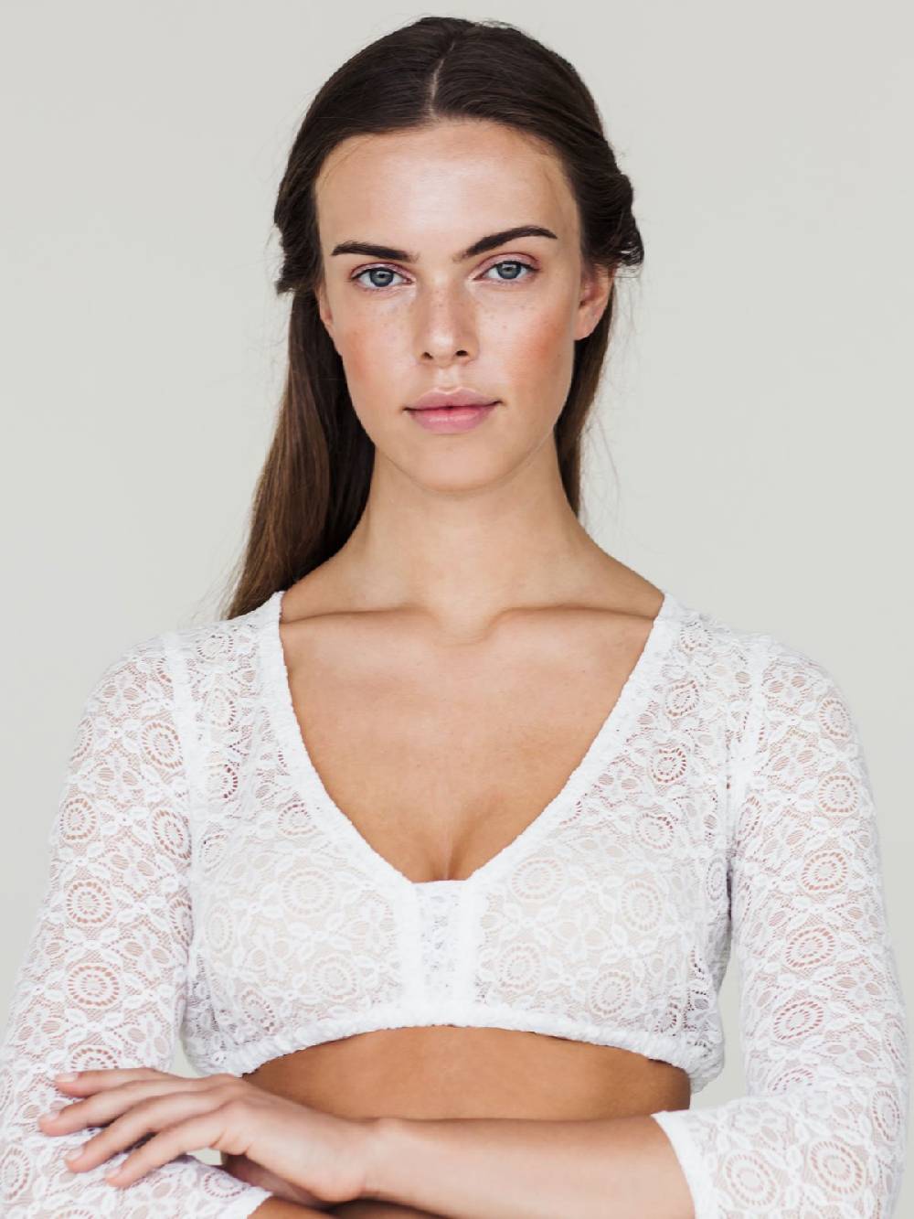 Limberry Langarm-Dirndlbluse mit V-Ausschnitt - KÄTHE Tägliche Deals