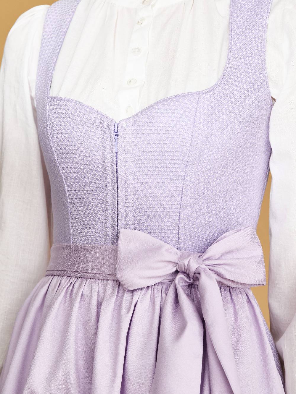 Limberry Hochgeschlossene Dirndlbluse mit Langarm - LEONA Wochenangebot