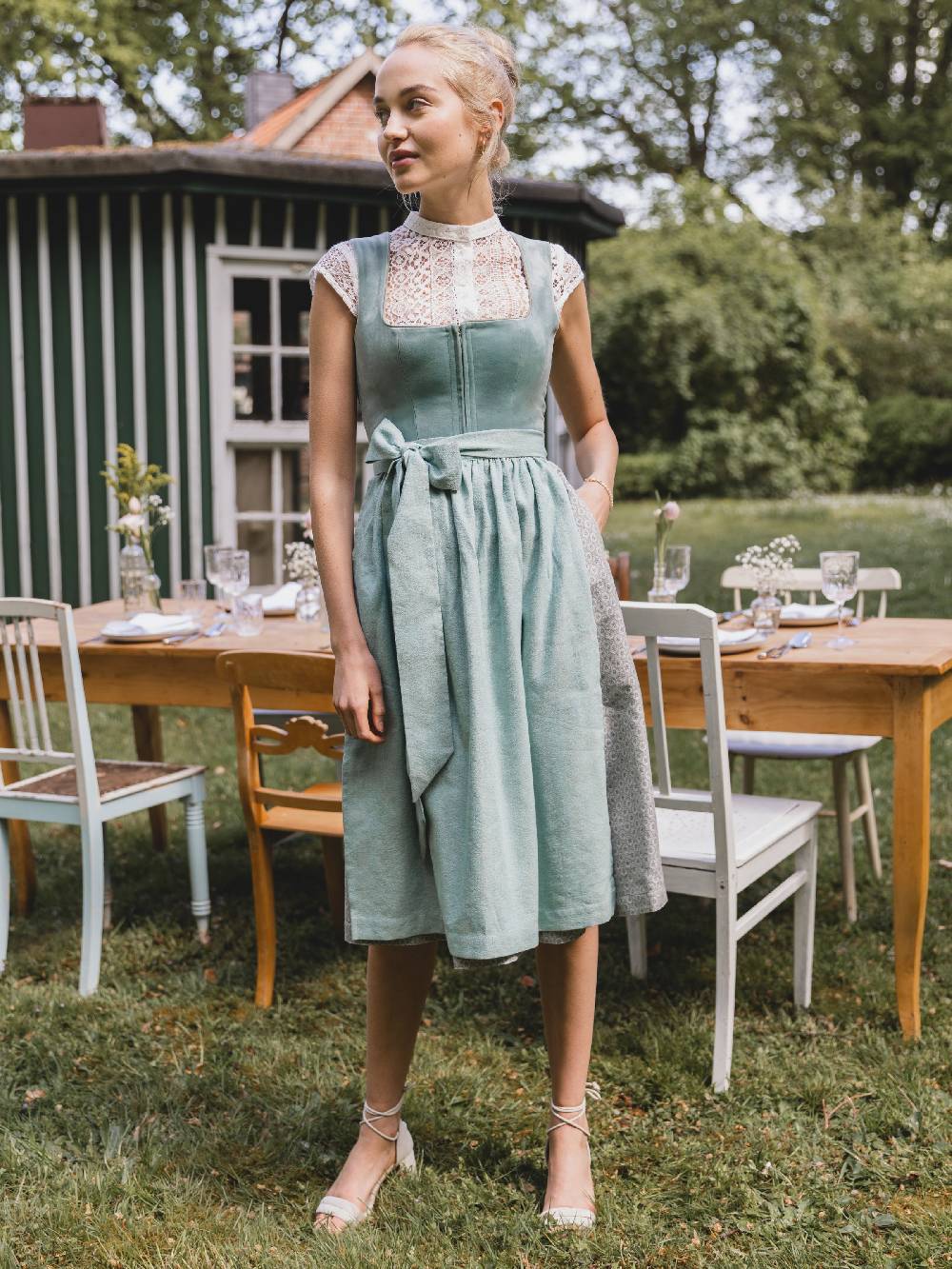 Limberry Cremeweiße Dirndlbluse mit Flügelarm - MERLE Outlet