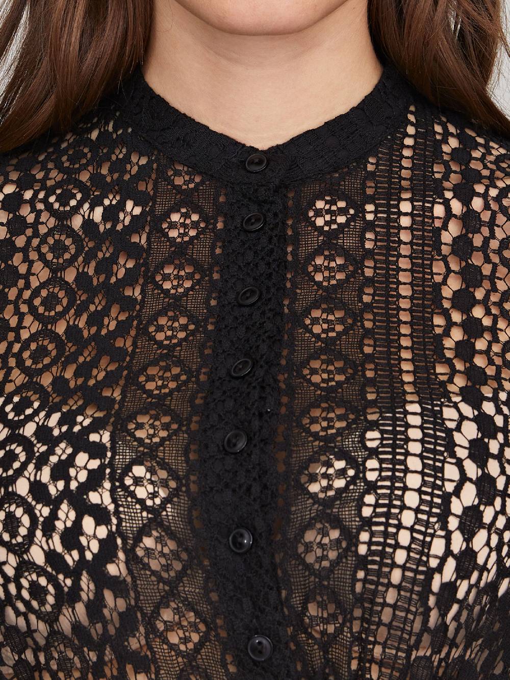 Limberry Dirndlbluse in Schwarz mit Flügelarm - MERLE im Angebot