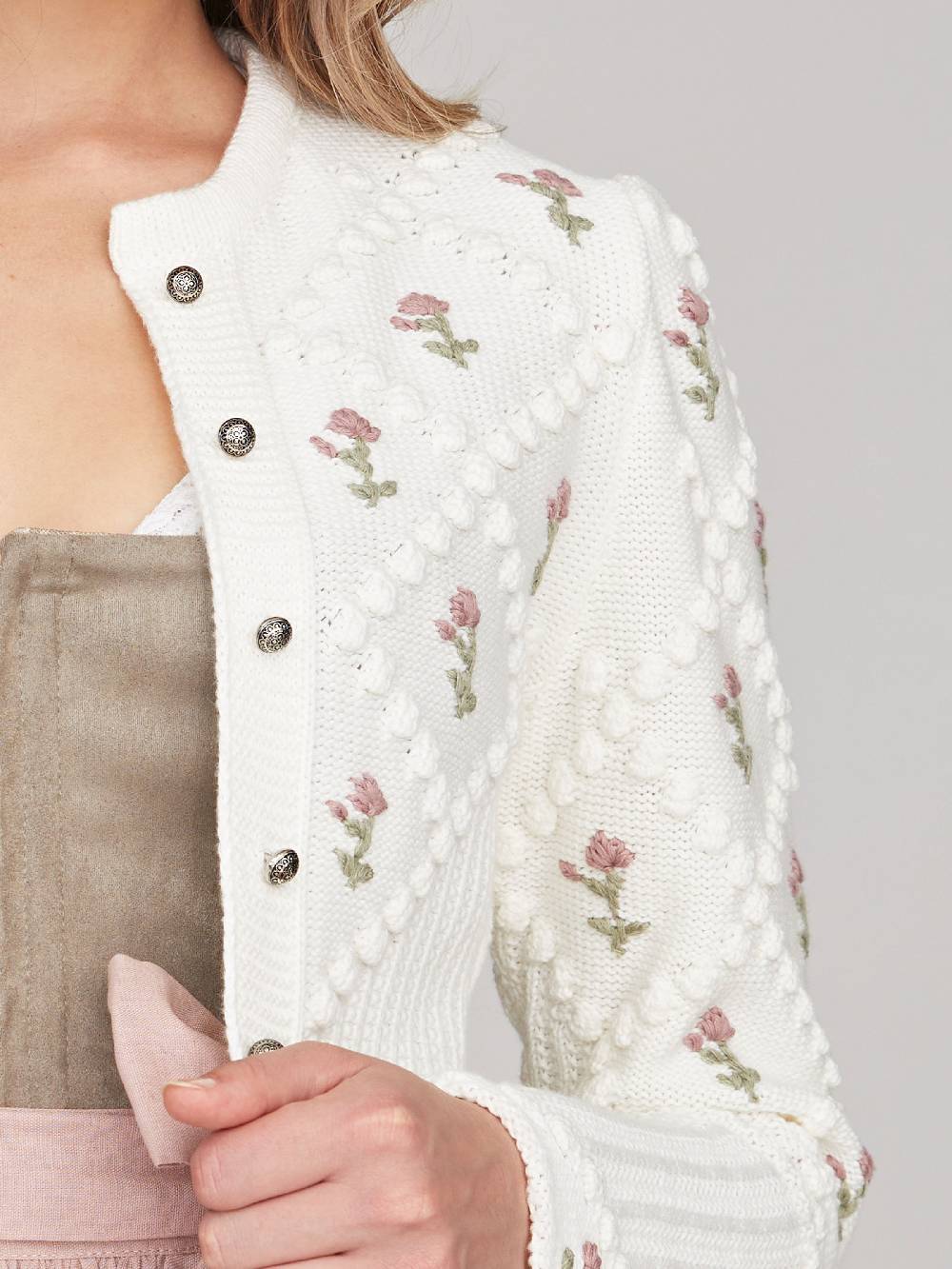 Limberry Cremeweiße Strickjacke mit rosa Blumenstickerei - ROMY Weihnachtsangebot