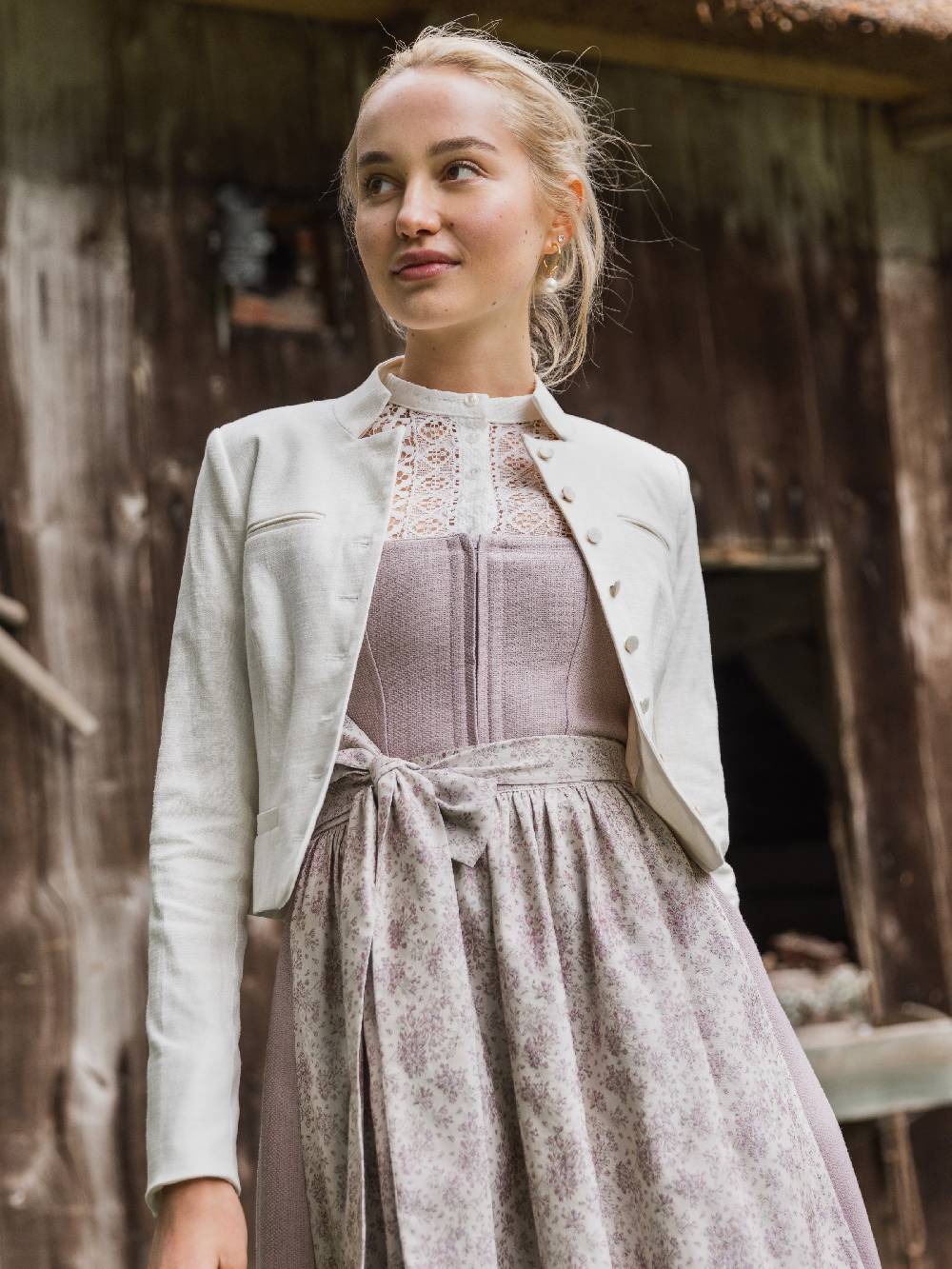 Limberry Cremeweiße Dirndlbluse - MILLA Osterangebot