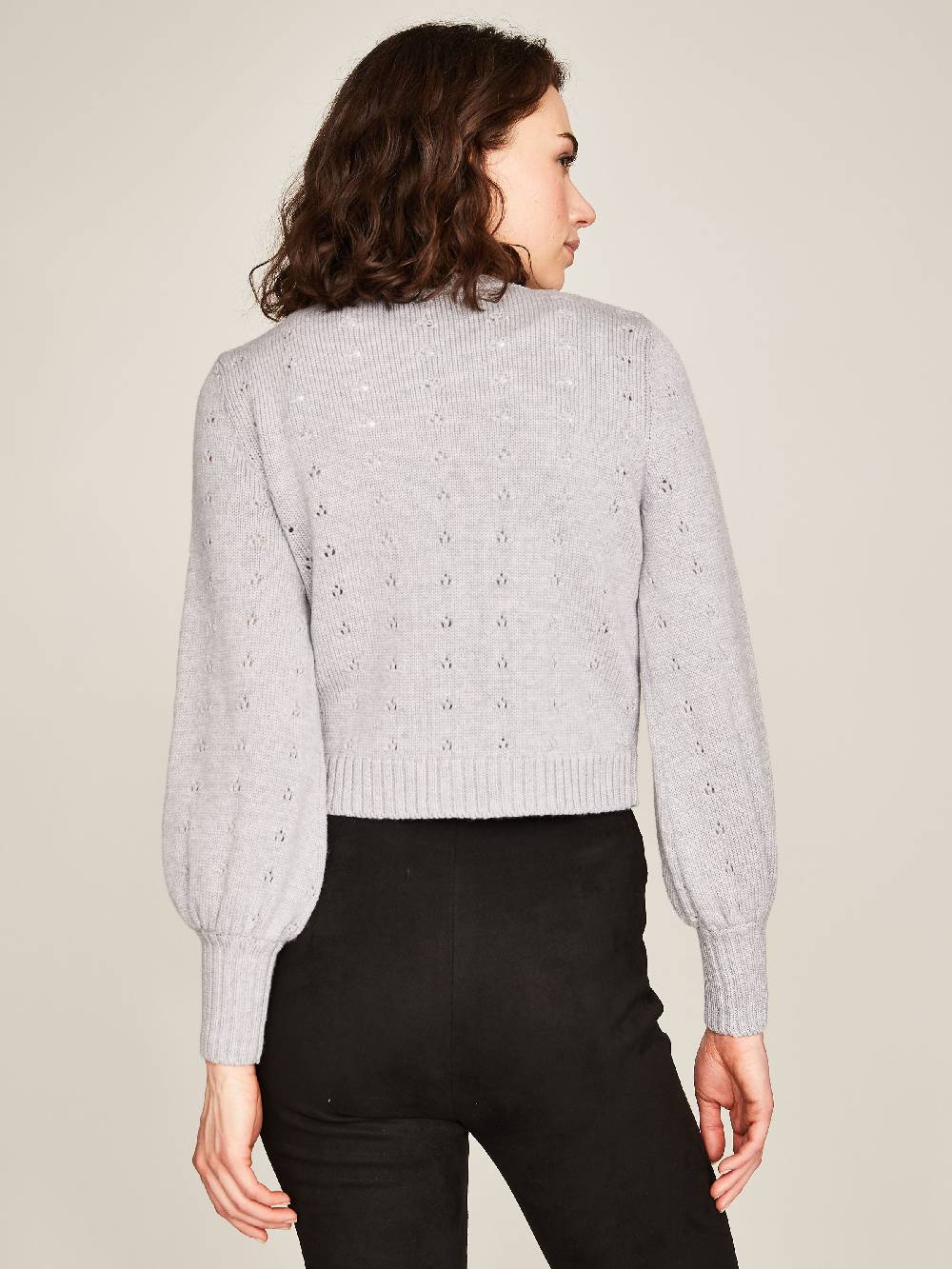 Limberry Graue Strickjacke mit Lochmuster - EMILIA Blitzangebot