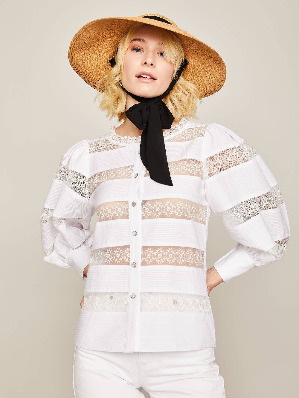 Limberry Weiße Bluse mit Spitzeneinsätzen - LOU Wochenangebot