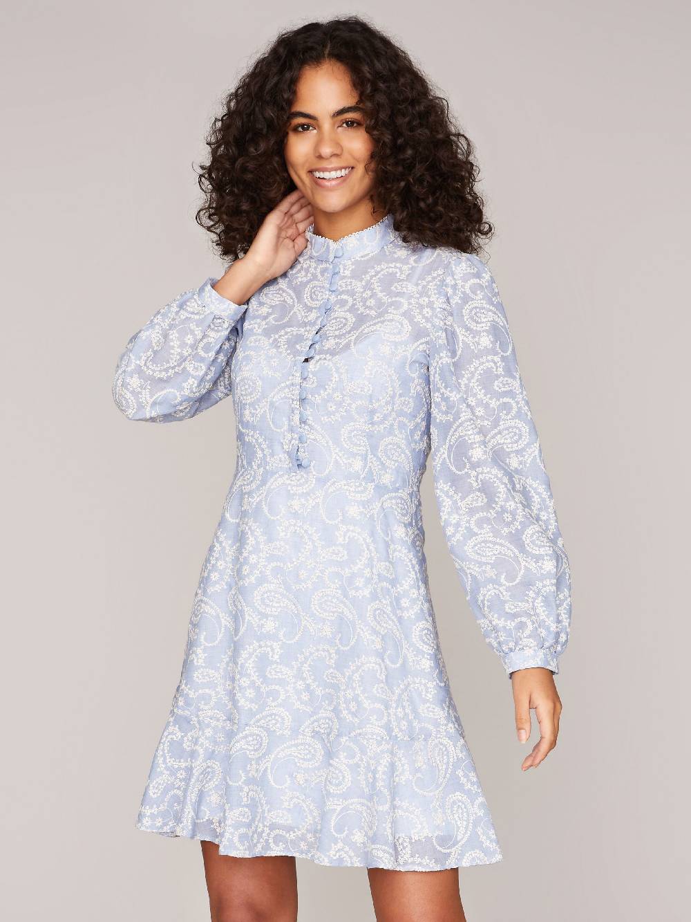 Limberry Blau-Weißes Kleid aus Lochspitze - POPPY Letzter Tag