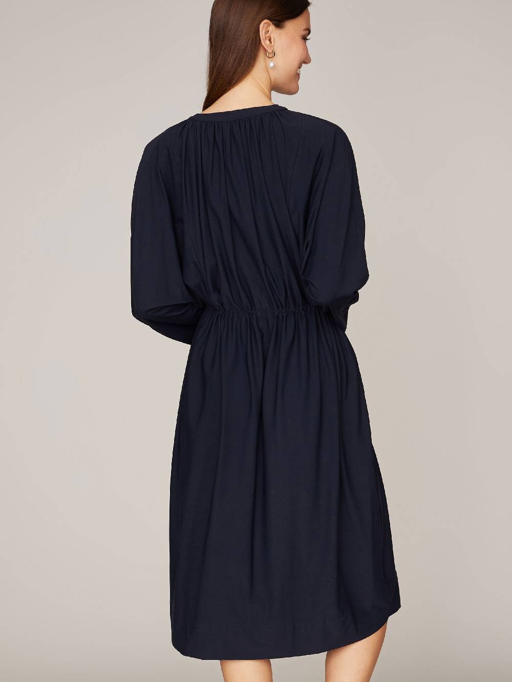 Limberry Dunkelblaues Oversize-Kleid mit Knopfleiste - LIV SCHWARZBLAU Bis zu 50% Rabatt