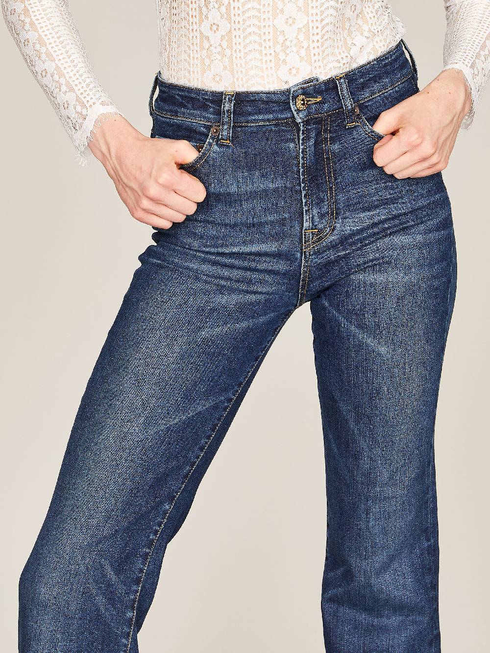 Limberry Stahlblaue Highwaist-Jeans im Flair-Schnitt - LESLIE Schlussverkauf