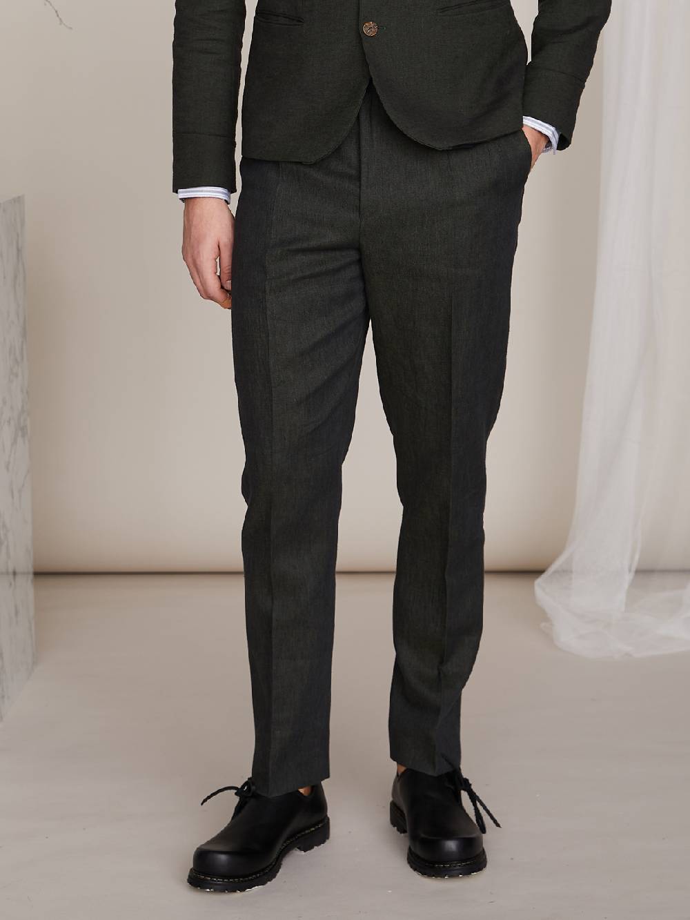 Limberry Flaschengrüne Herrenhose aus Leinen - PIERRE FLASCHENGRÜN Fabrik Onlineshop