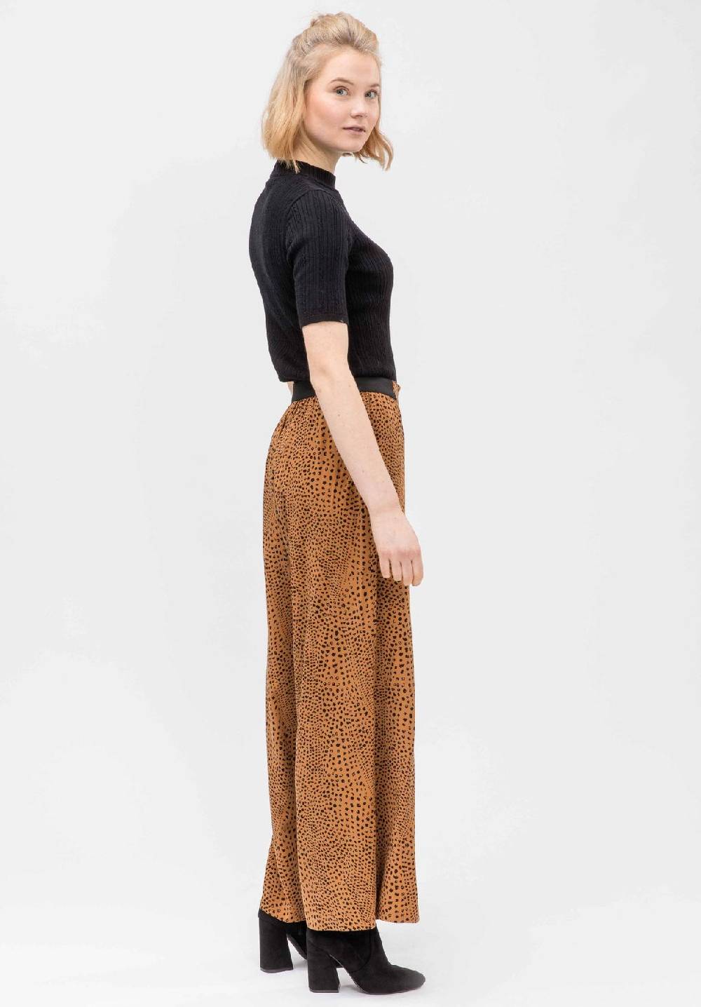Lovjoi Hose SANDROSE Letzter Tag