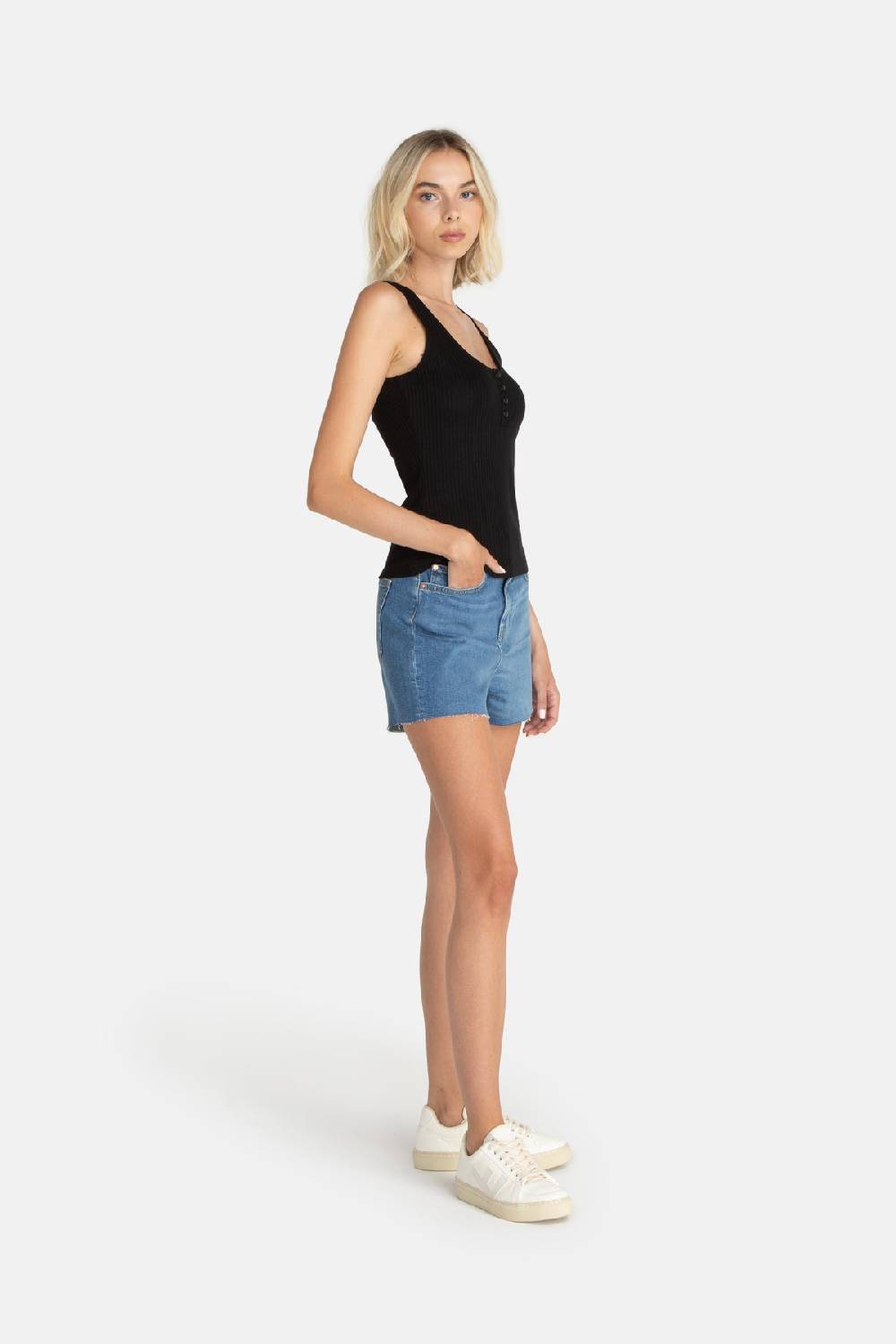 Lovjoi Jeansshorts FRITTILARY Vierteljährliche Förderung