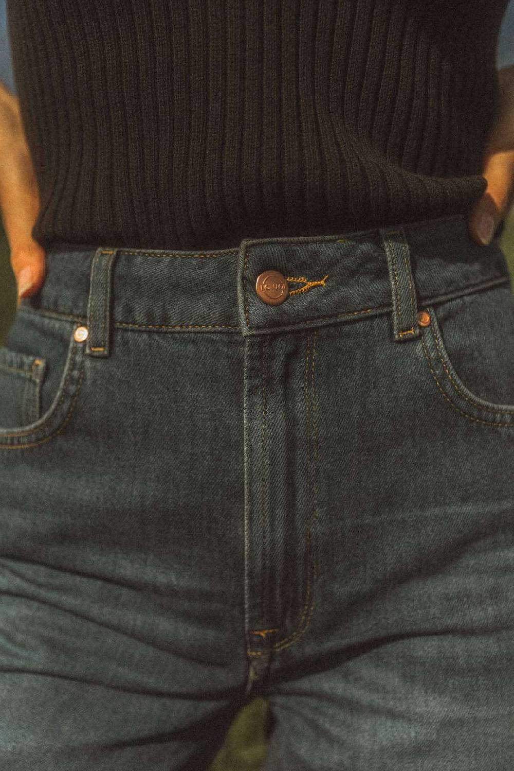Lovjoi Straight Jeans MEDLAR Middark JETZT KAUFEN