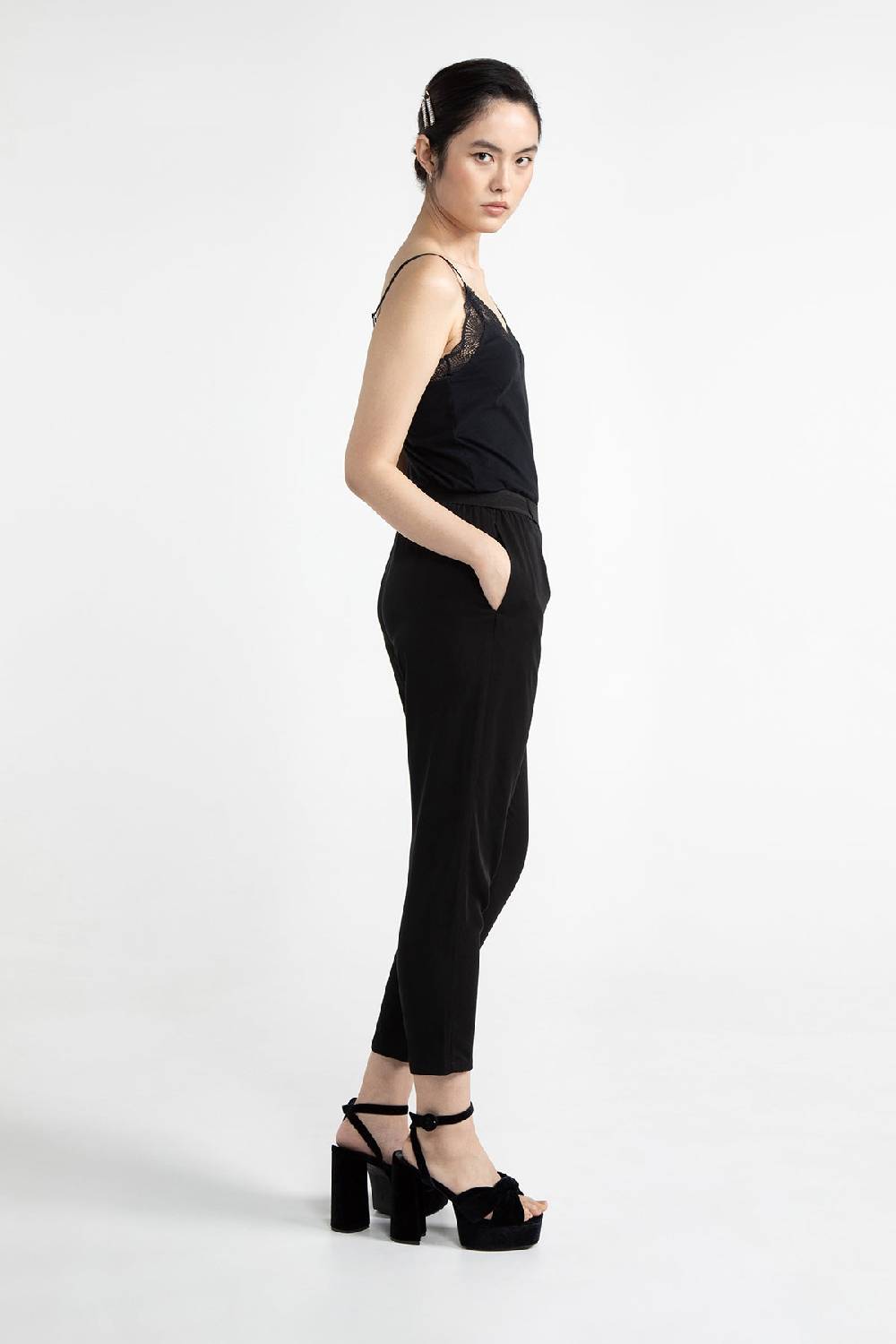 Lovjoi Hose VISKLA Black Letzter Tag