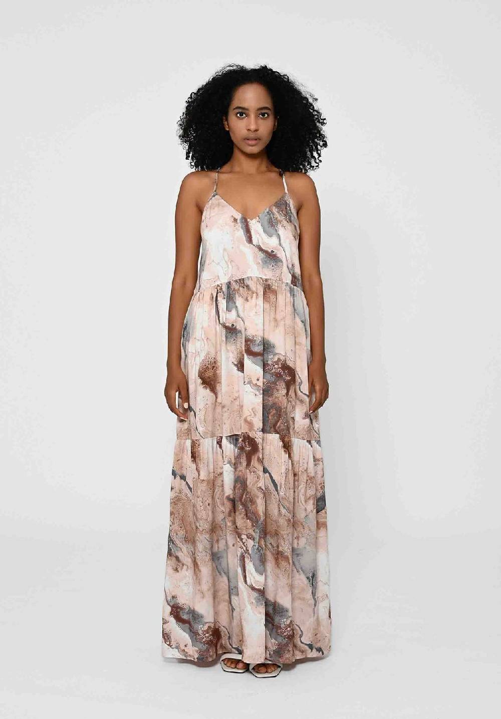 Lovjoi Maxi Kleid TAPAJO 2025