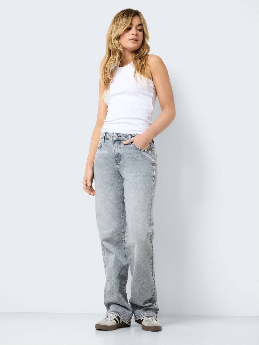 NOISY MAY NMYOLANDA NM WIDE JEANS NOOS (Light Grey Denim) Schlussverkauf