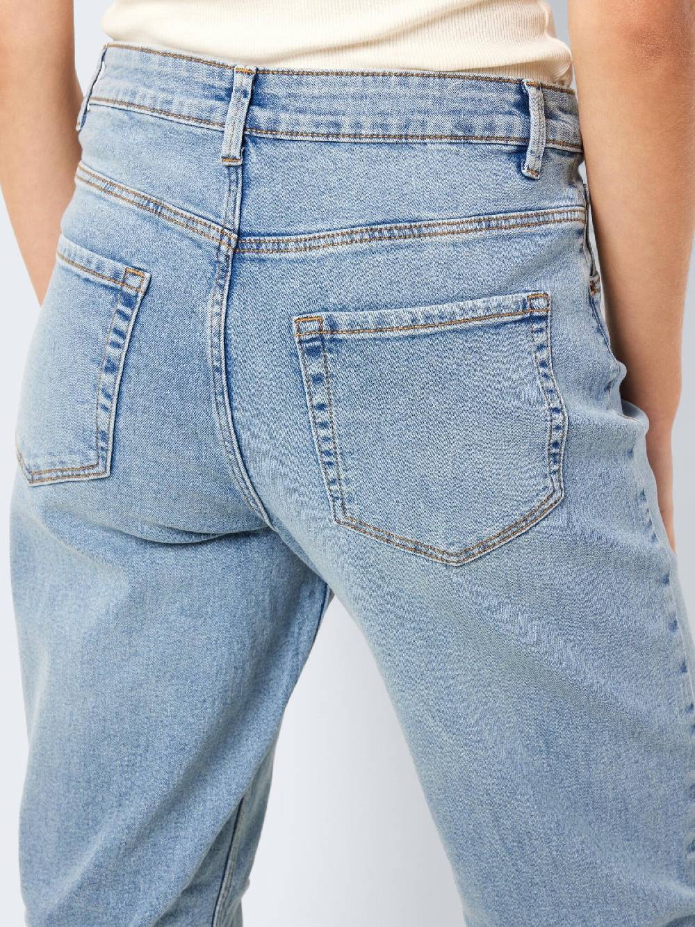 NOISY MAY GUTHIE HW Straight fit (Light Blue Denim) Lagerräumung