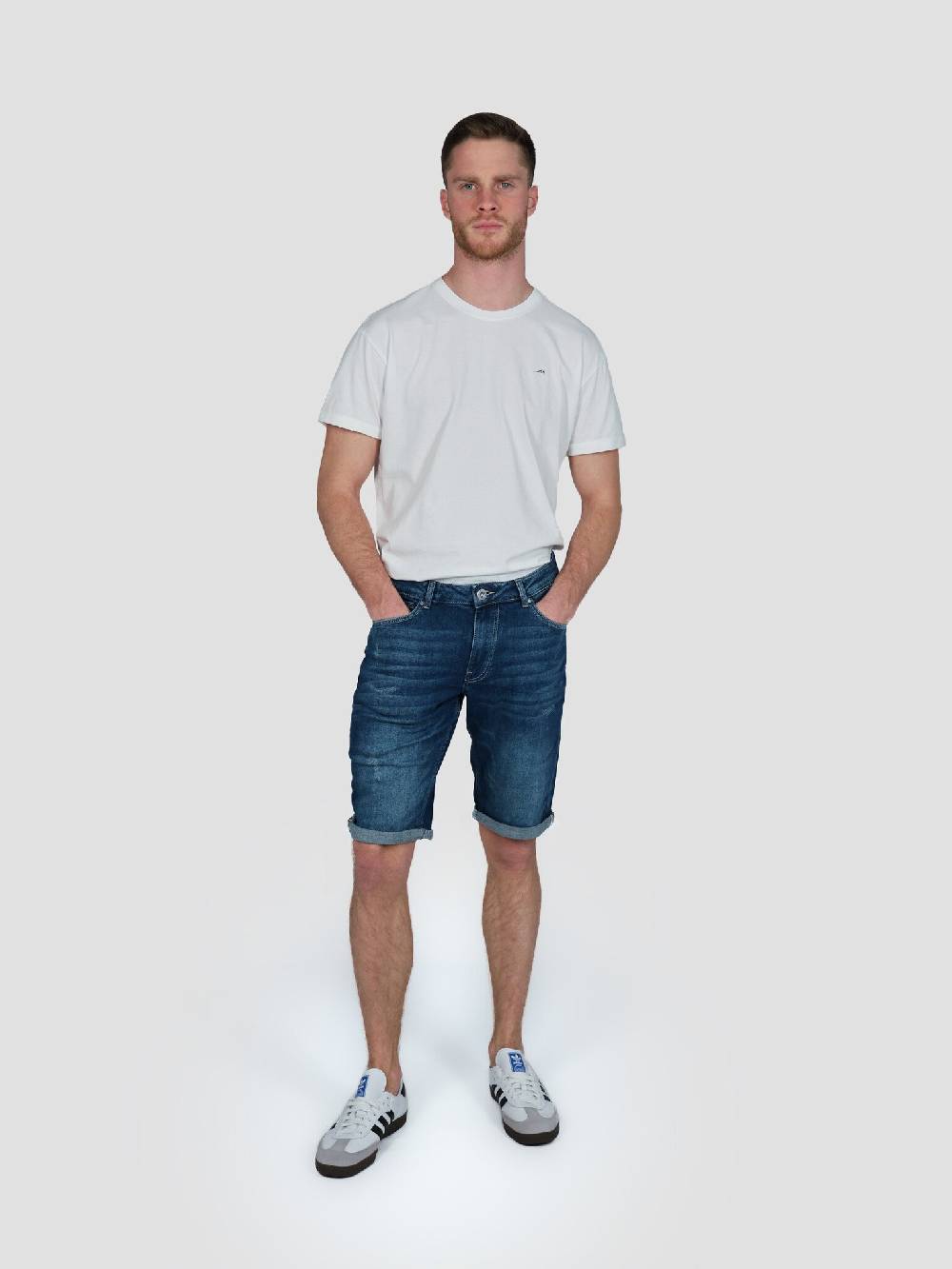M.O.D TREVOL SHORTS SP24-1013 (absent blue 3990) Letzte 3 Tage