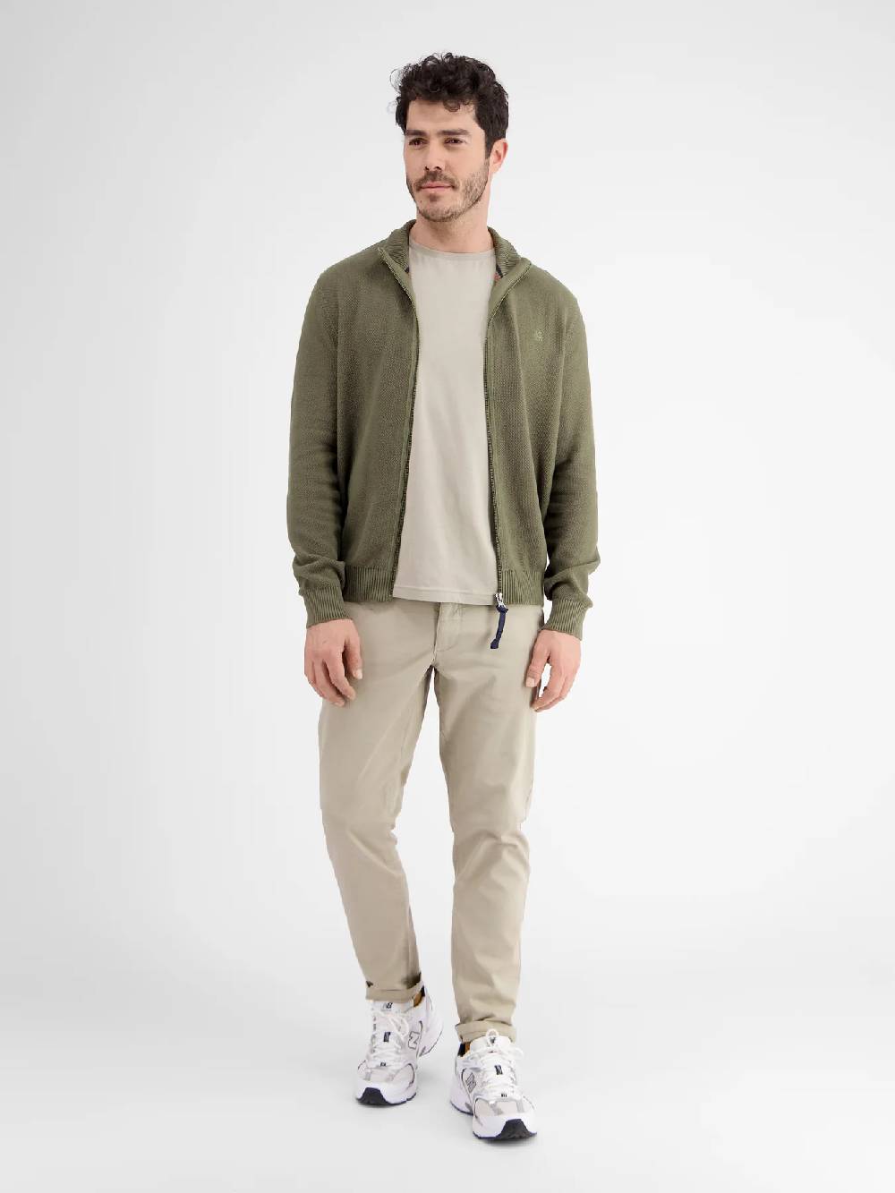 Lerros 23D5503 VEST MET OPSTAANDE KRAAG (659 AGED OLIVE) Nur noch ein Tag übrig