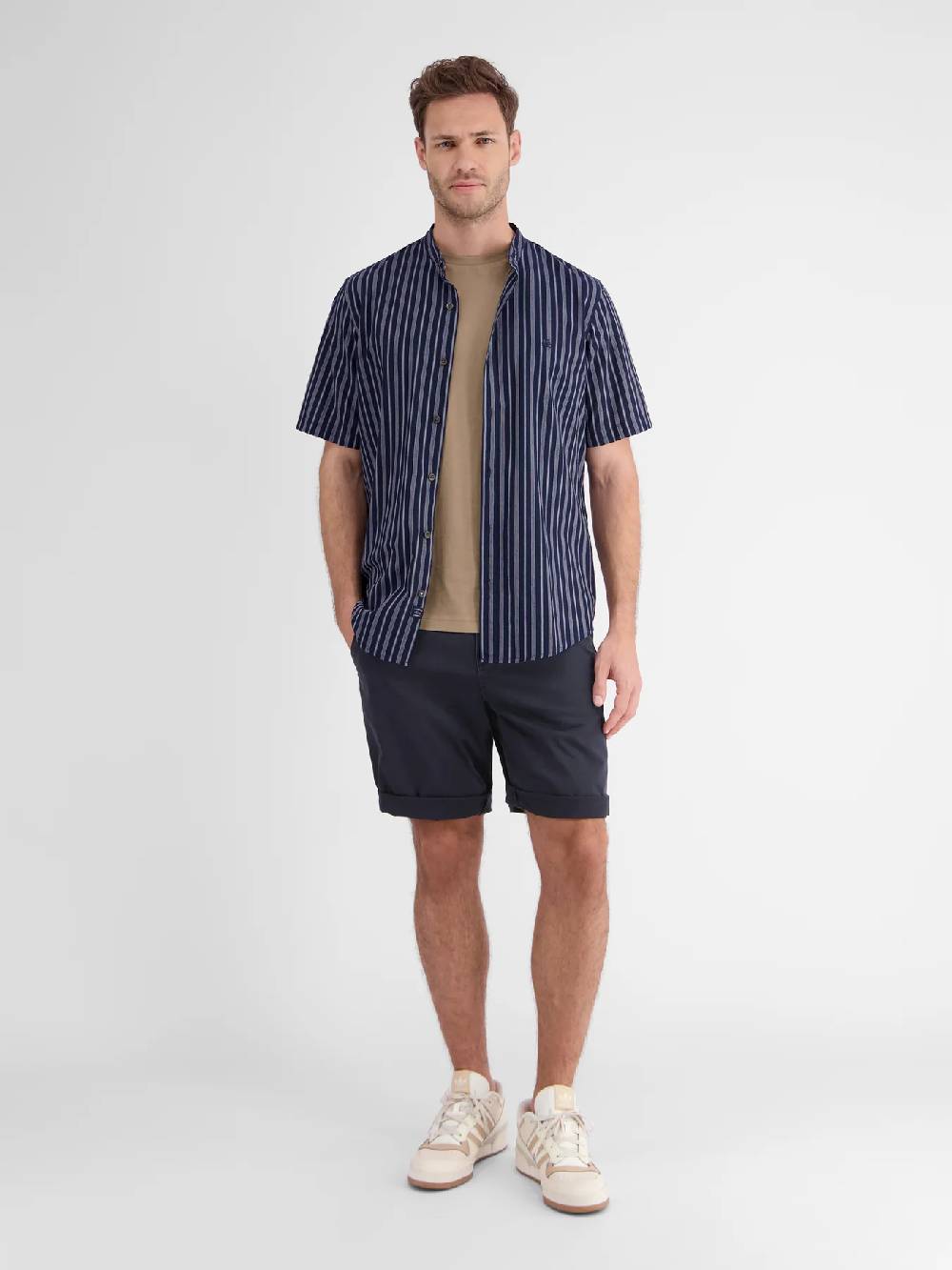 Lerros 2439213 T12 Hose Kurz (485 Classic Navy) Auslauf