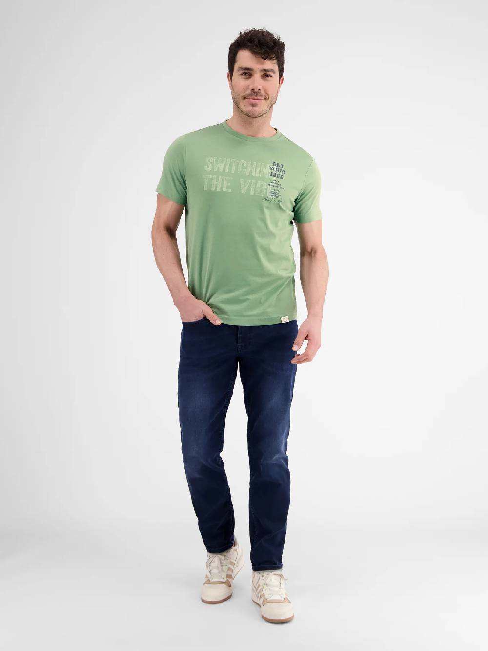 Lerros 2423005 EFFEN T-SHIRT PRINT OP DE BORST (612 SAGE GREEN) Jubiläumsangebot
