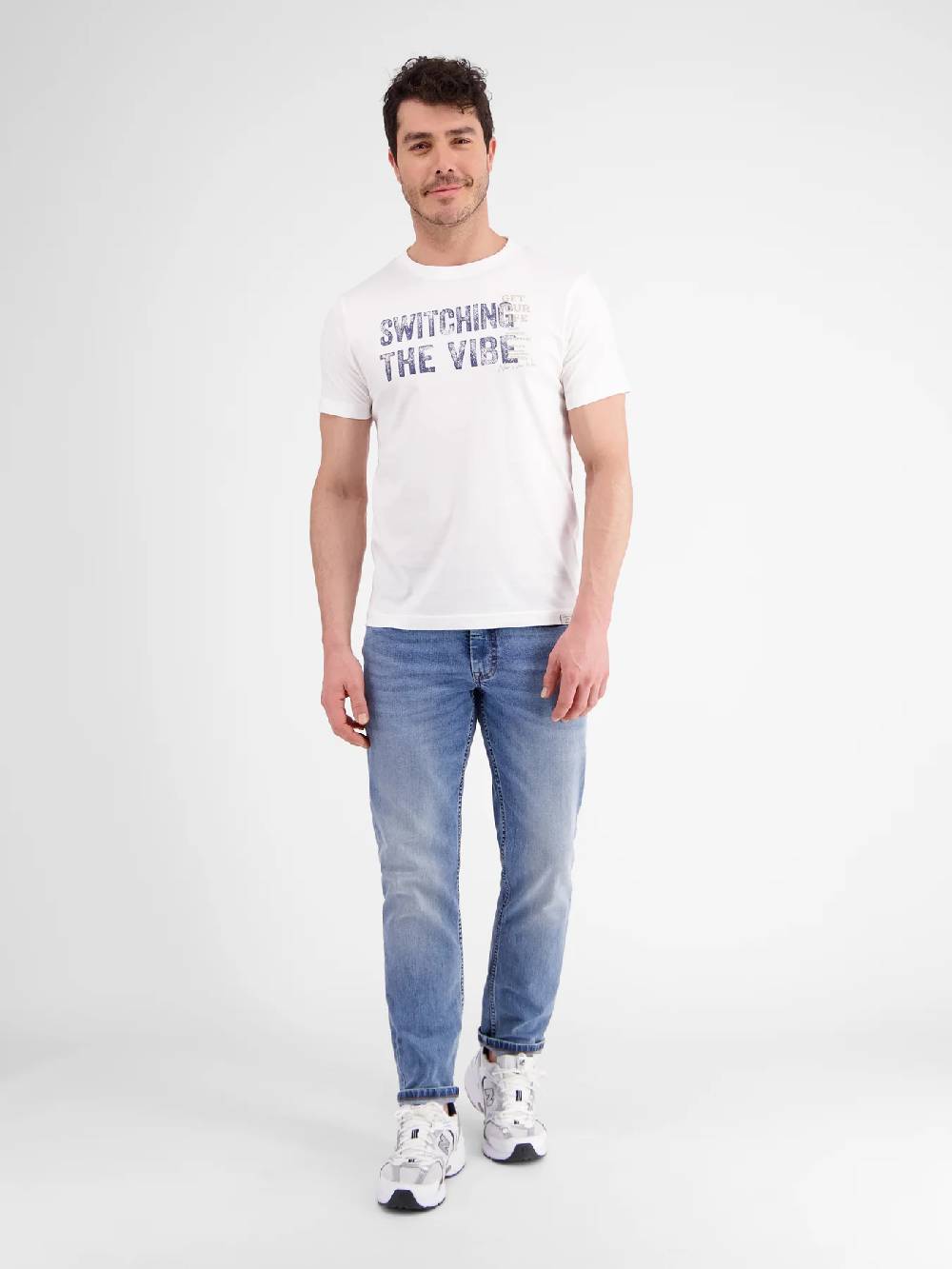 Lerros 2423005 EFFEN T-SHIRT PRINT OP DE BORST (103 BROKEN WHITE) Neueste Mode