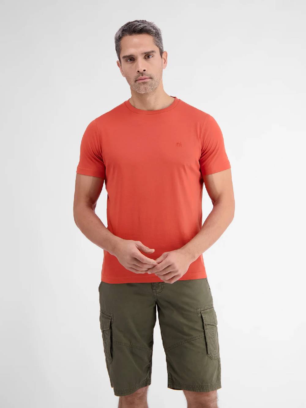 Lerros 2423000 EFFEN BASIC T-SHIRT LOGOSTEEK (327 DEEP CORAL RED) Exklusive Angebote