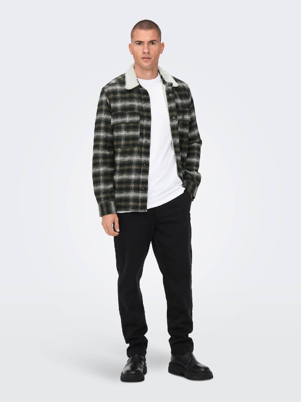 Only & Sons ONSBAZ OVR Teddy Check PKT Sjacket (192819 Canteen) im Angebot