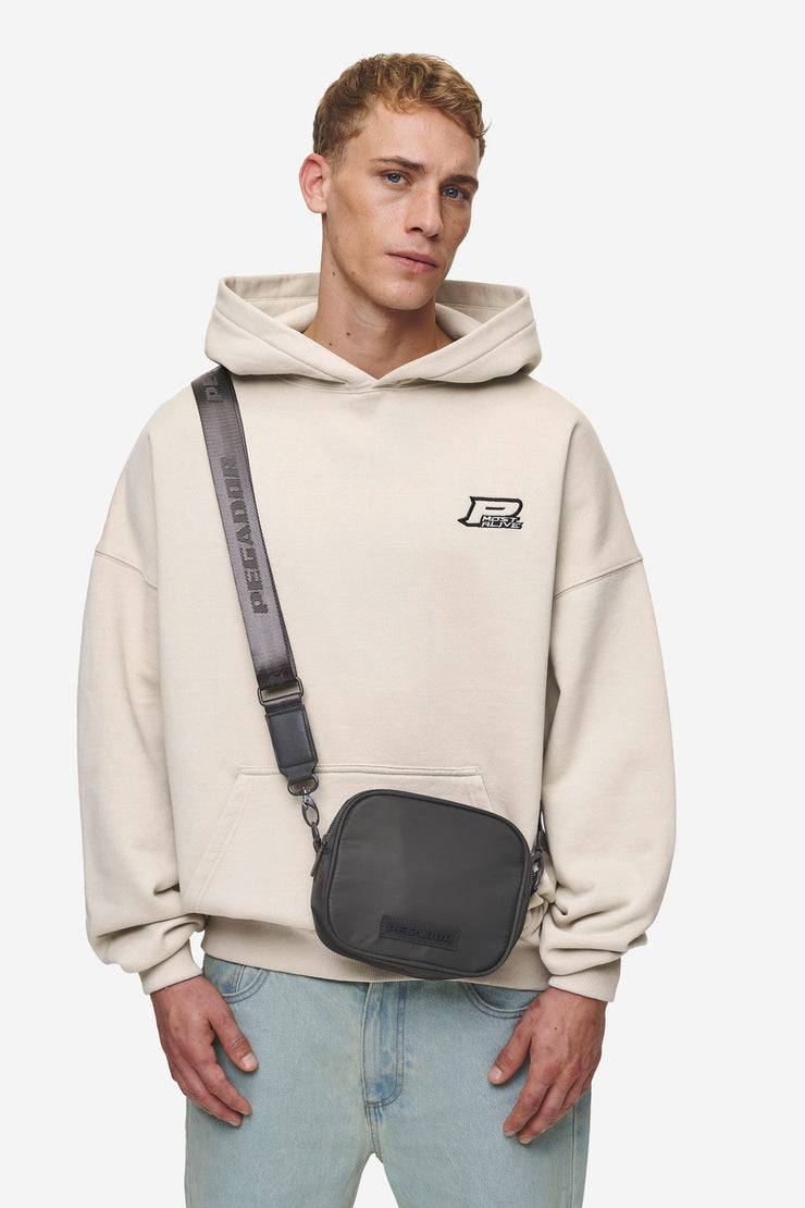 Pegador Rubber Logo Patch Nylon Shoulder Strap Bag Anthracite Osterangebot