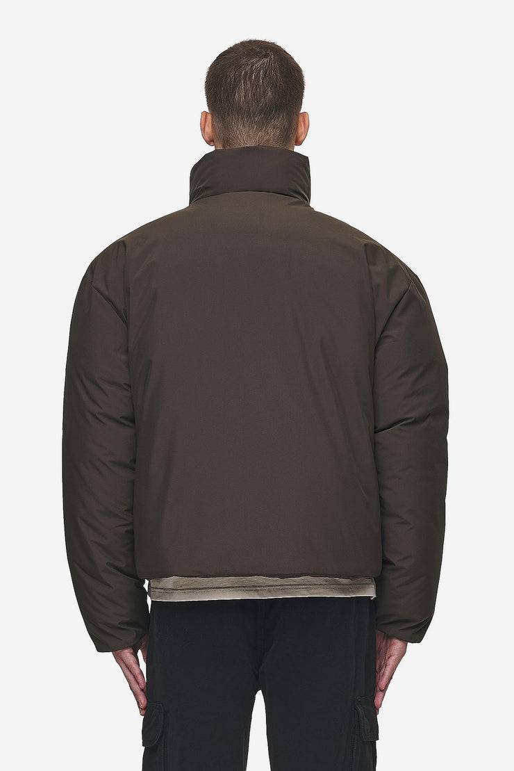 Pegador Lavoy Cropped Boxy Puffer Jacket Dark Brown im Angebot