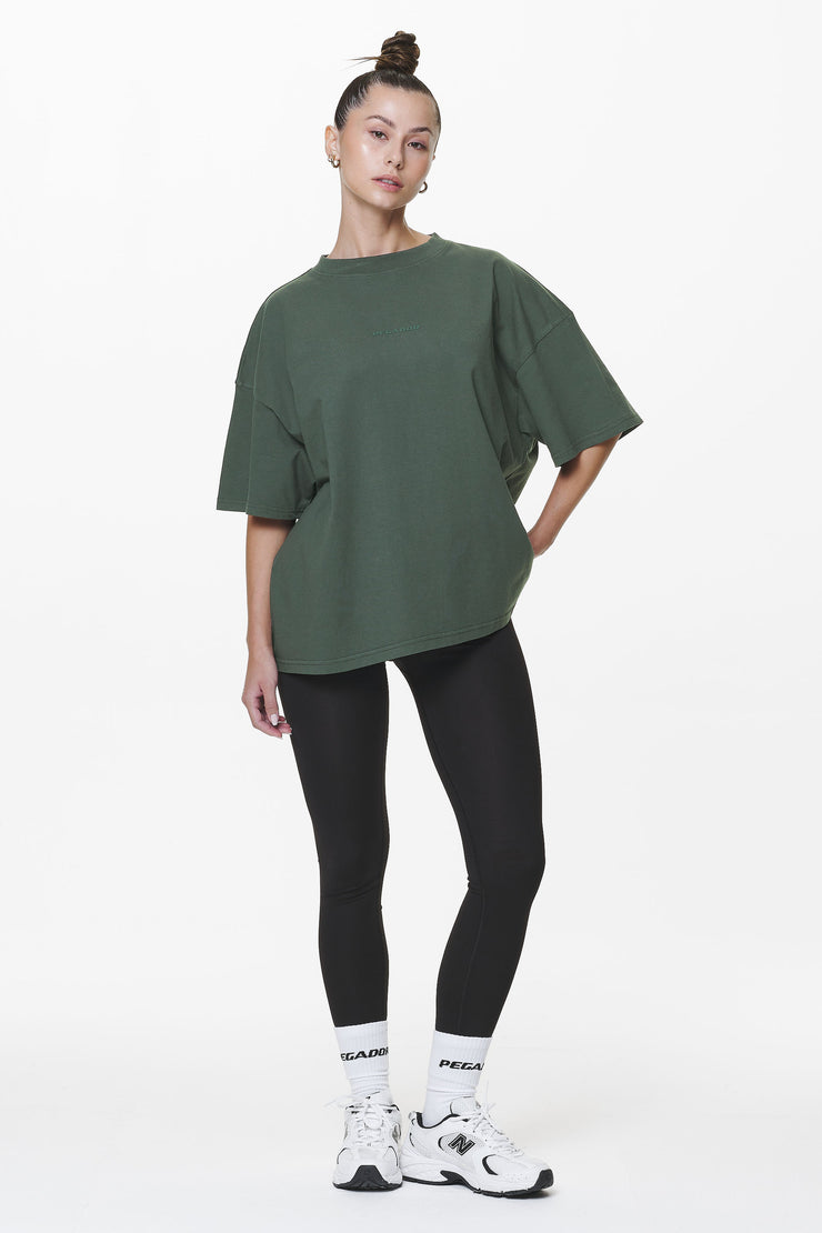 Pegador Bel Air Heavy Oversized Tee Washed Sage Green Gum Letzter Tag
