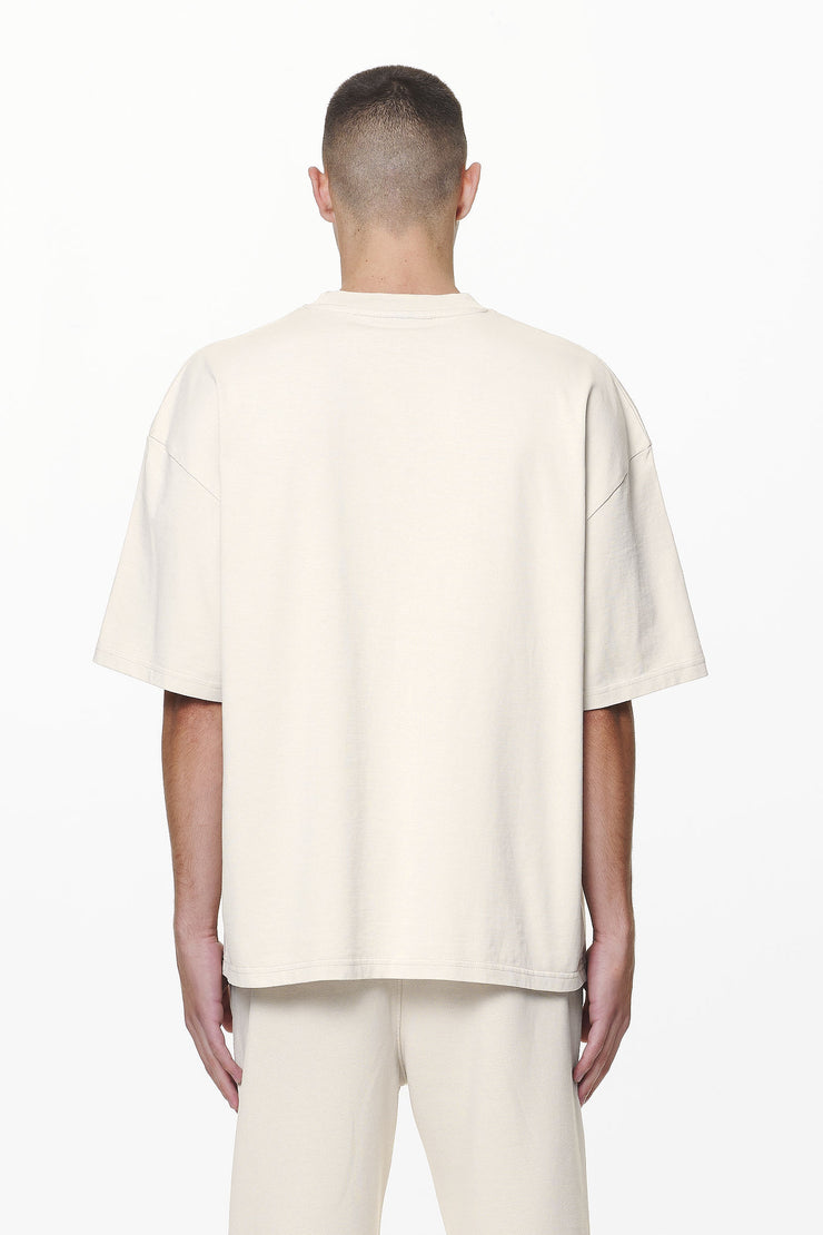Pegador Logo Boxy Tee Washed Dust Cream Gum Im Verkauf
