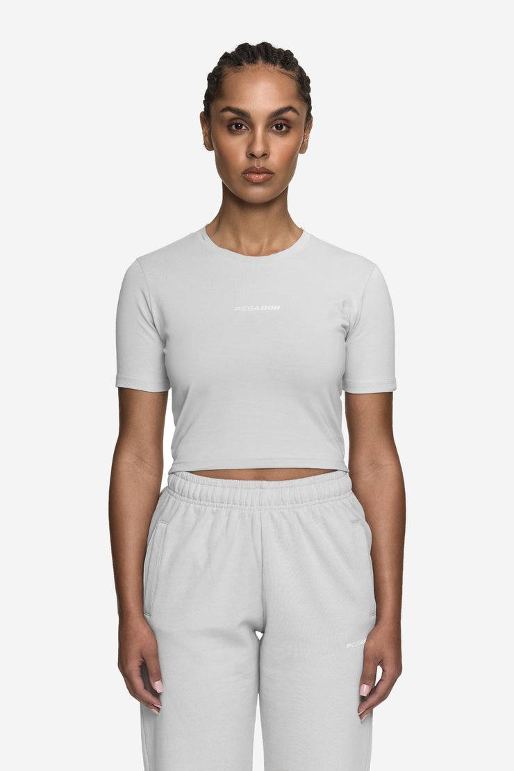 Pegador Ines Cropped Baby Tee Washed Sky Grey White Gum Schlussverkauf