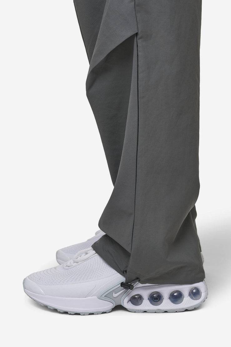 Pegador Arden Parachute Pants Anthracite Black Kauf eins, bekomm eins gratis