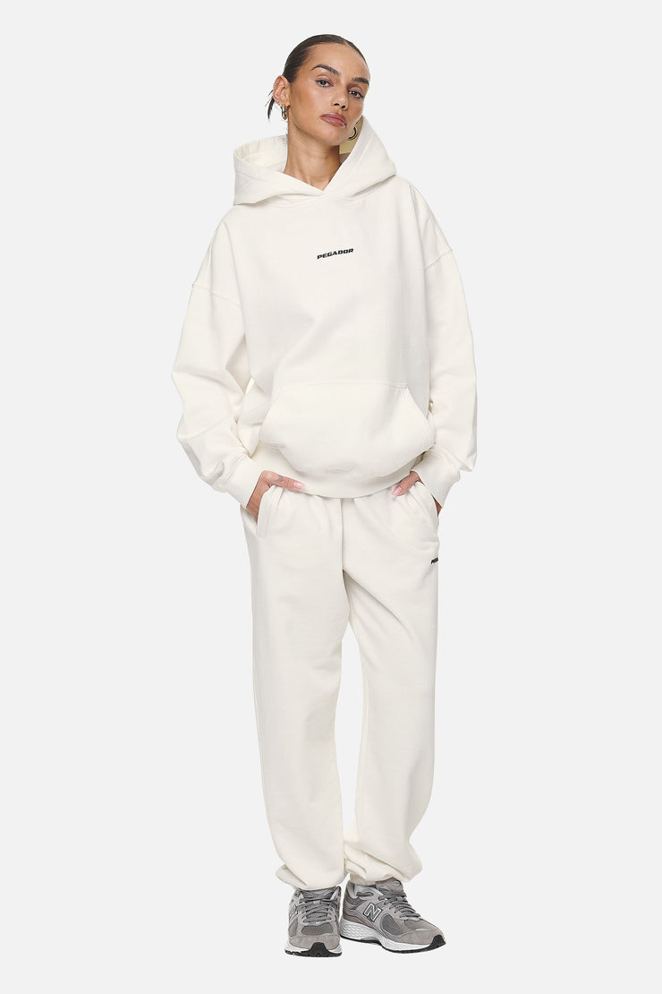 Pegador Atna Logo Oversized Hoodie Washed Coconut Milk Black Neueste Mode
