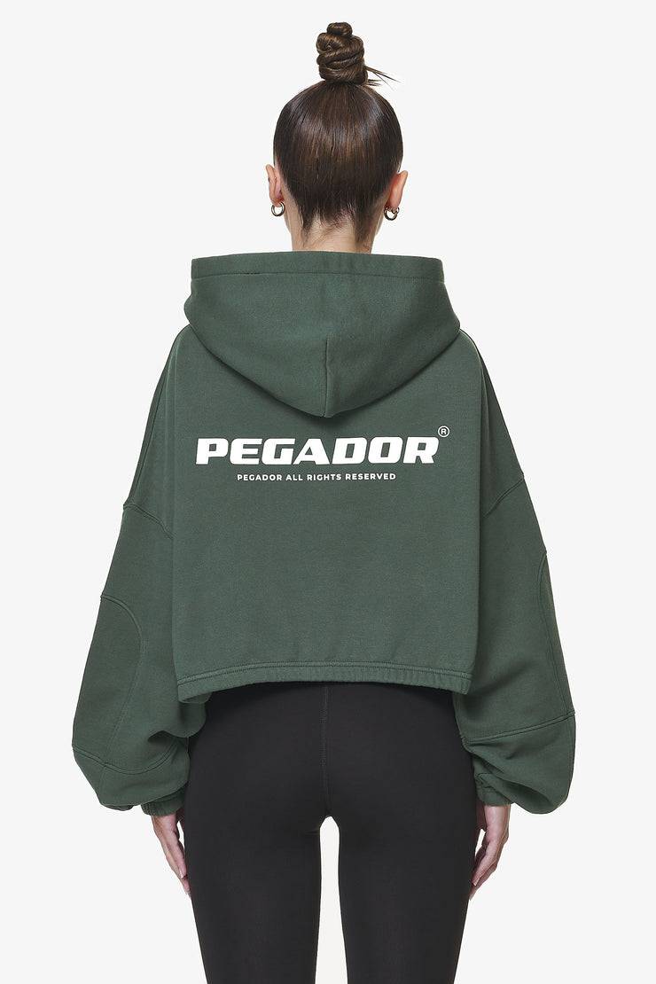 Pegador Skei Logo Oversized Cropped Hoodie Washed Sage Green JETZT KAUFEN