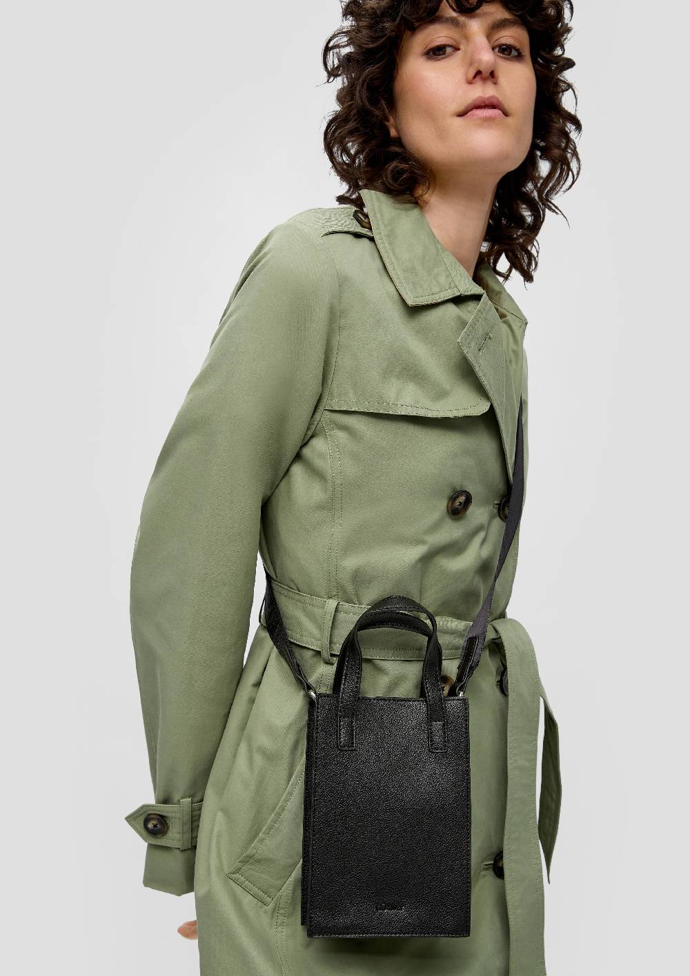 s.Oliver Crossbody Bag mit längenverstellbarem Schultergurt Outlet